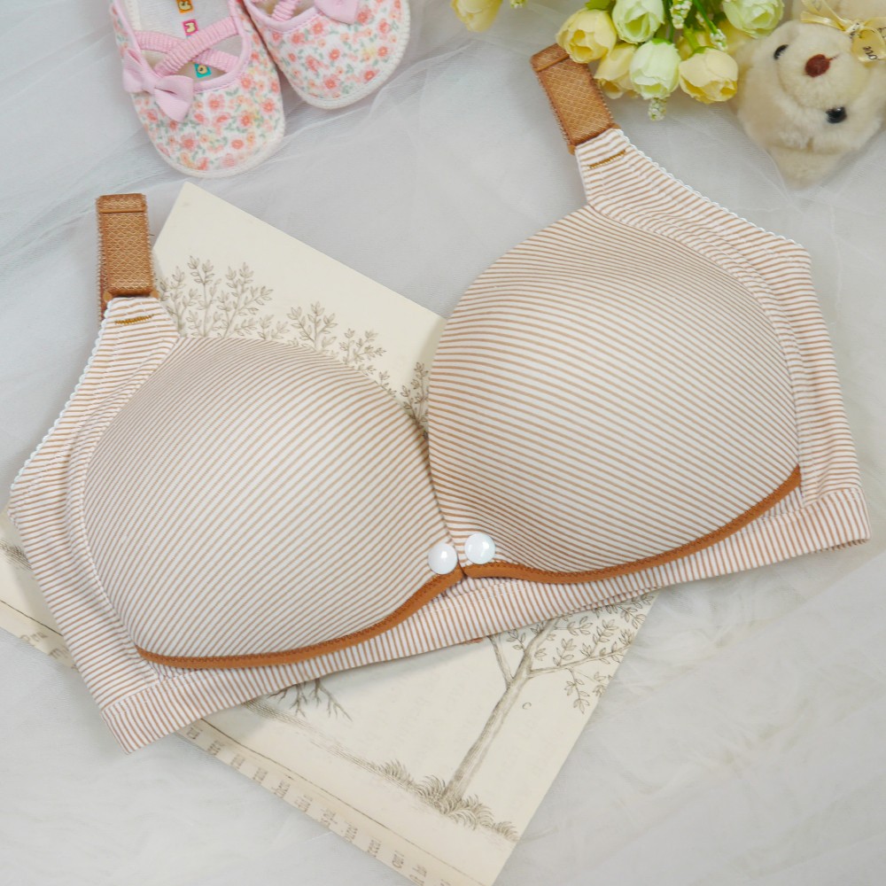 (絕版品)芬芳花園 無鋼圈中開式哺乳內衣 B-C Leinear,中開式包覆副乳無鋼圈,中開式內衣無鋼圈,內衣無鋼圈高脅邊,內衣包覆副乳哺乳,leinear包覆副乳哺乳