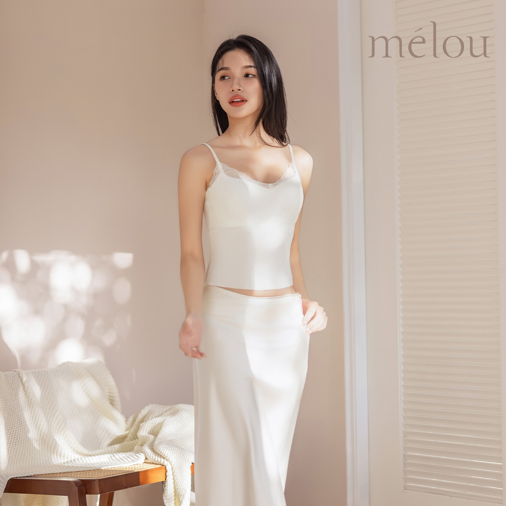 柔光蕾語｜蕾絲拼接吊帶無鋼圈內搭,無鋼圈蕾絲拼接,260040,柔光蕾語｜蕾絲拼接吊帶無鋼圈內搭,單穿或搭配外罩皆可,商品尺寸