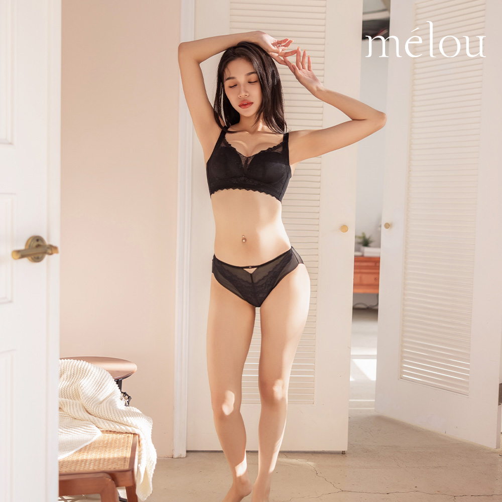 春霧氣息｜柔軟觸感蕾絲無鋼圈內衣,小胸爆乳｜加厚棉杯集中托高,260050,春霧氣息｜柔軟觸感蕾絲無鋼圈內衣,中央縫合蕾絲加強聚攏深V,商品尺寸